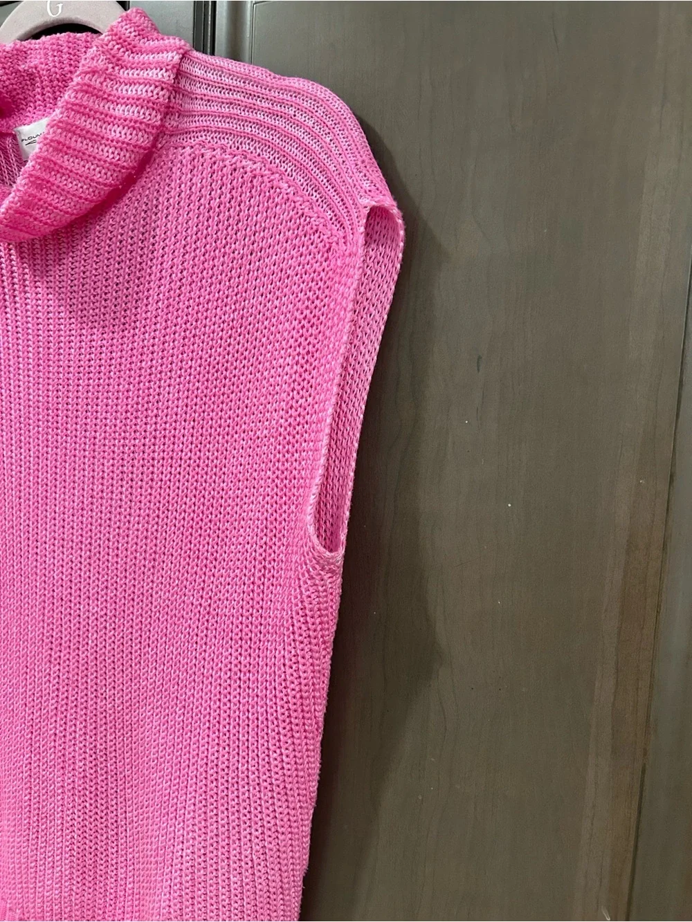 Ploumanac'h Ribbed Mini Knit Sleeveless Sweater in Pink, Small